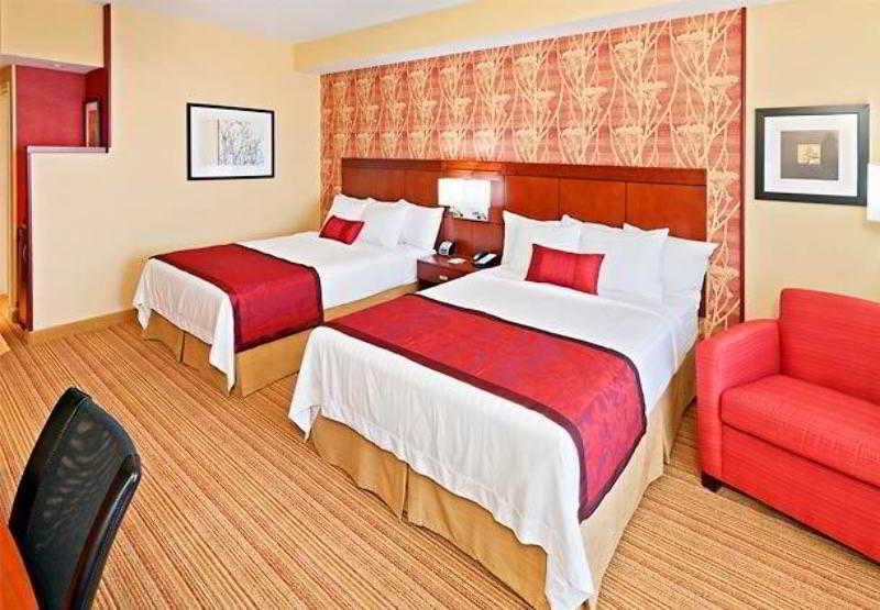 Hotel Courtyard By Marriott Tulsa Woodland Hills Zewnętrze zdjęcie