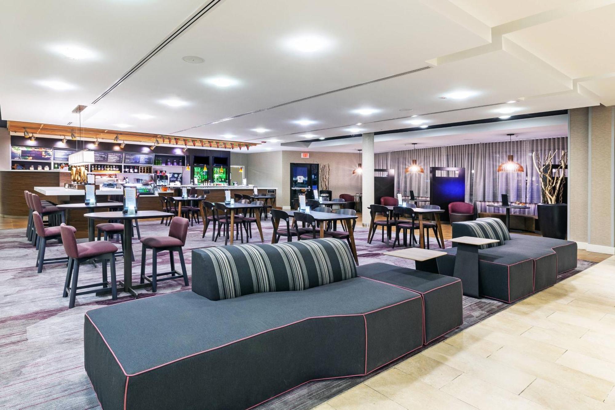 Hotel Courtyard By Marriott Tulsa Woodland Hills Zewnętrze zdjęcie