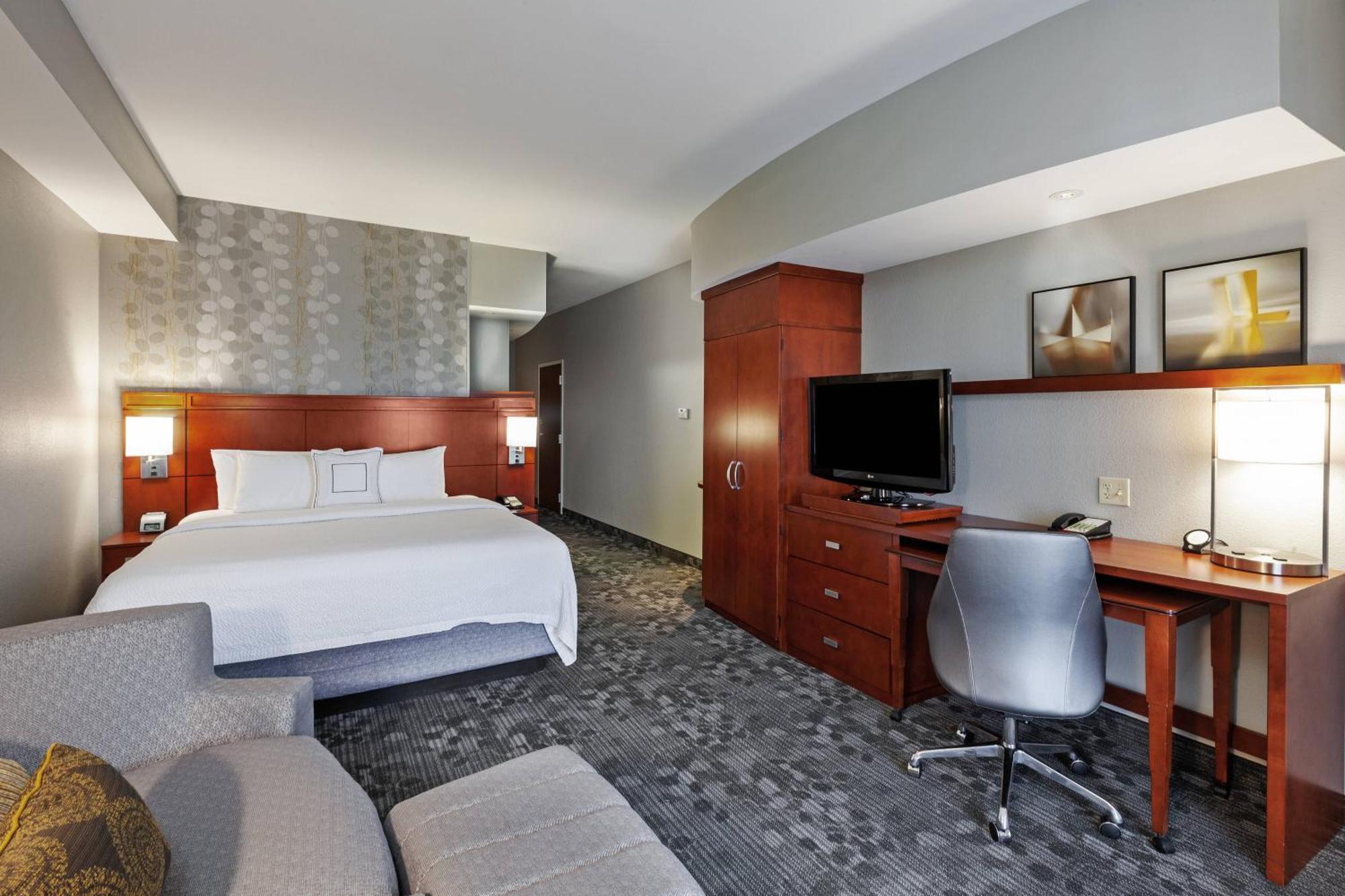 Hotel Courtyard By Marriott Tulsa Woodland Hills Zewnętrze zdjęcie